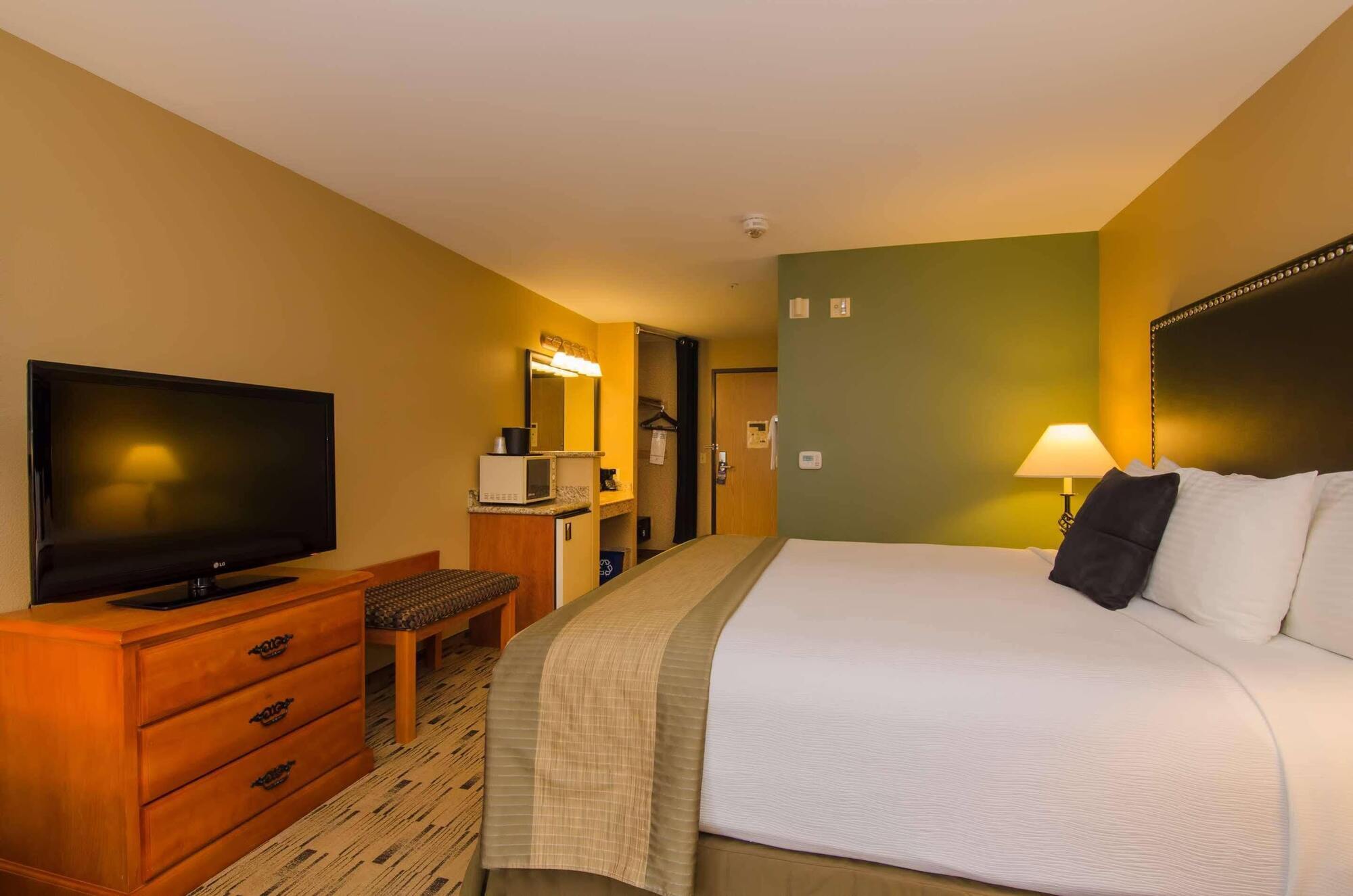 Best Western Plus Columbia River Inn Каскейд Локс Экстерьер фото